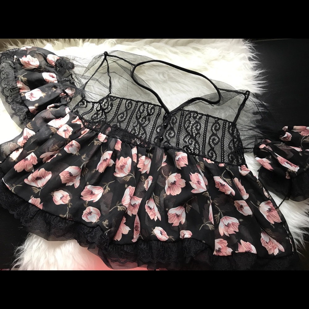 Women Fashion Top Flowers Blouse Short Sleeve