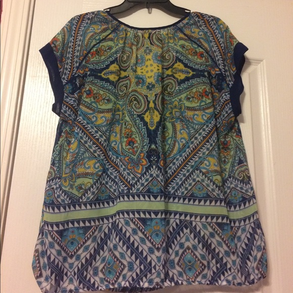 Sheer ornate blouse - Picture 3 of 3