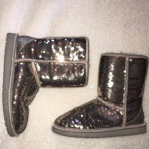 AUTHENTIC BARELY WORN UGG BOOTS