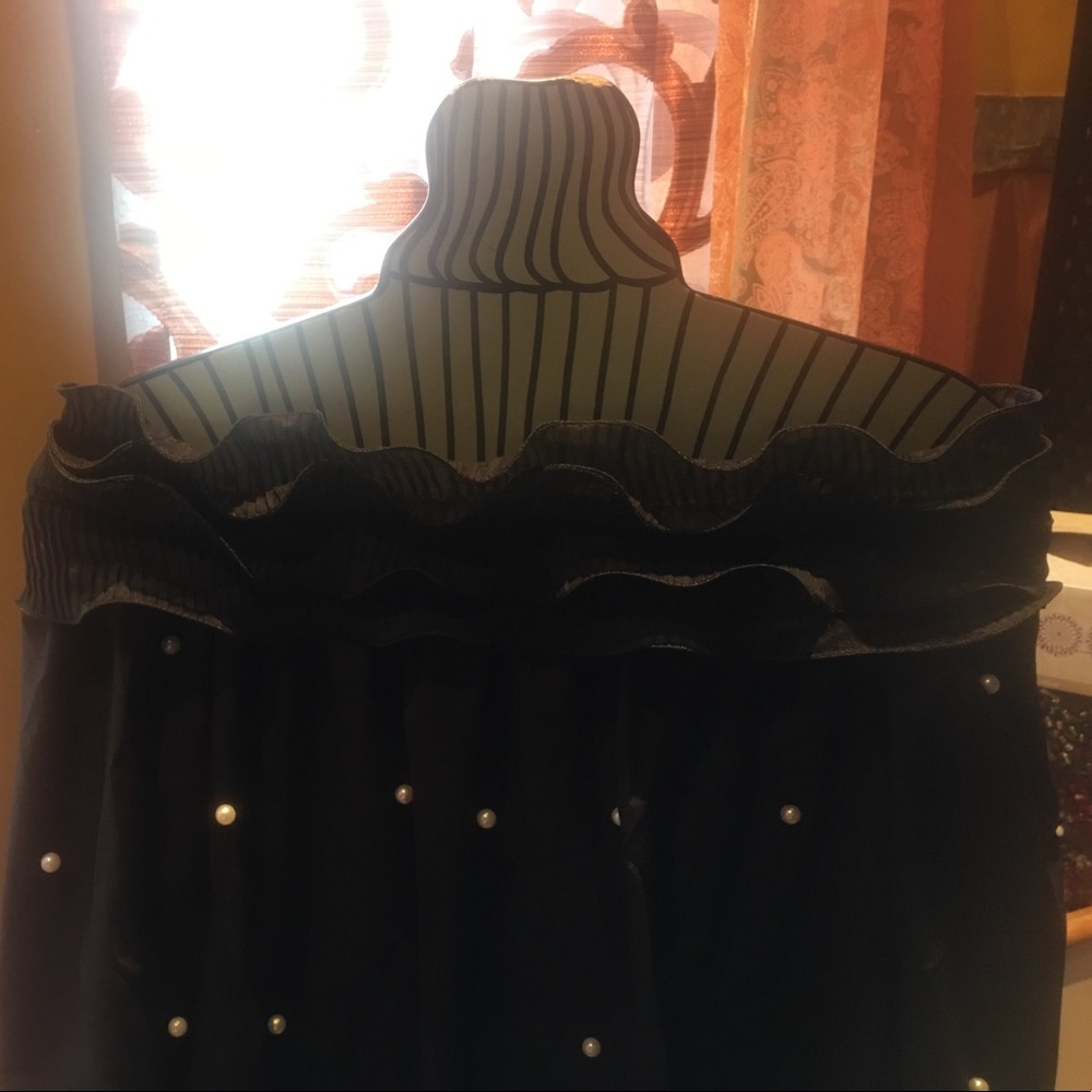 Elegant Pearl embellished black blouse NWT large
