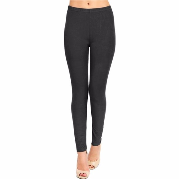 (Plus) Curvy Charcoal Gray Brushed Leggings - Picture 2 of 4