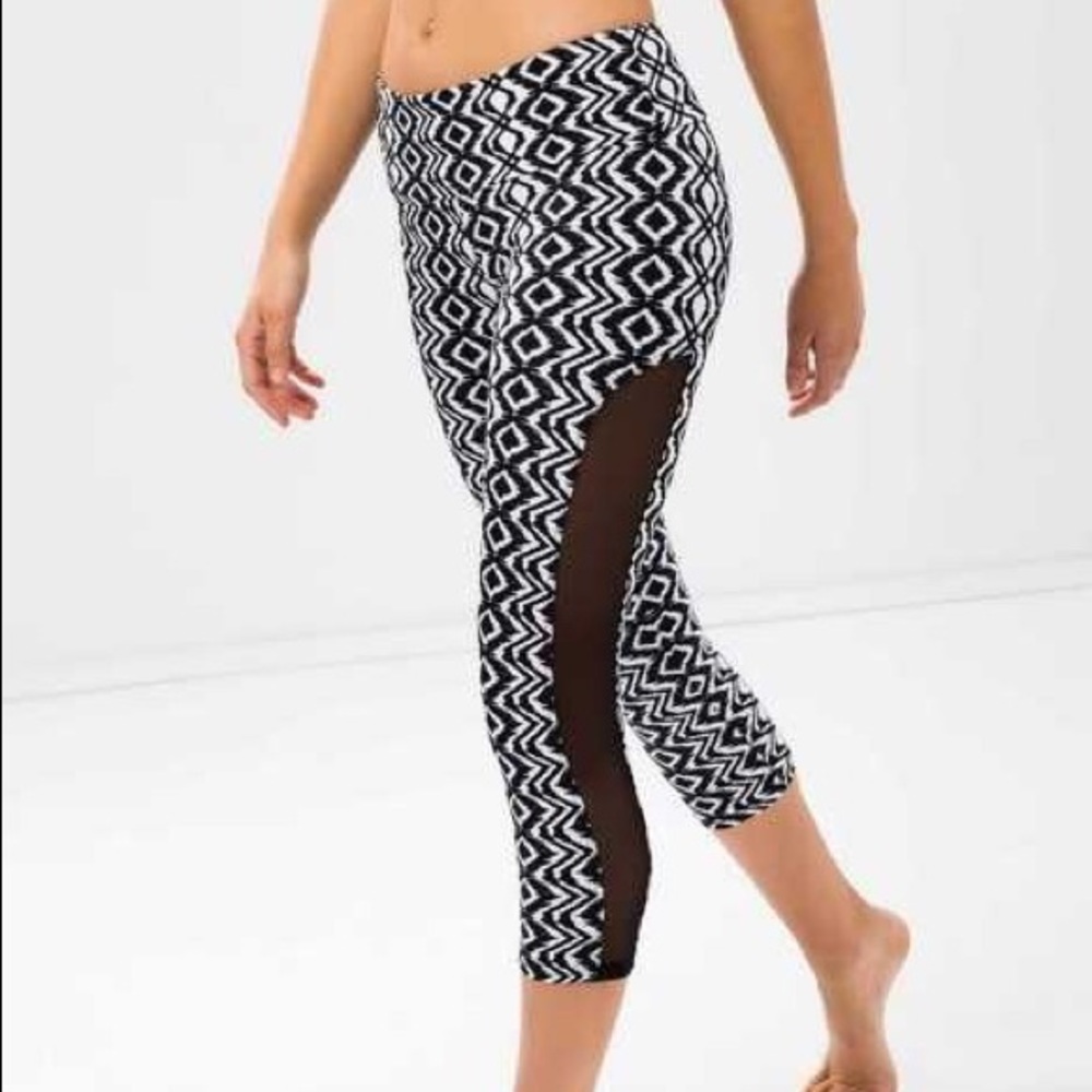 Onzie print tight with mesh panels- size 8