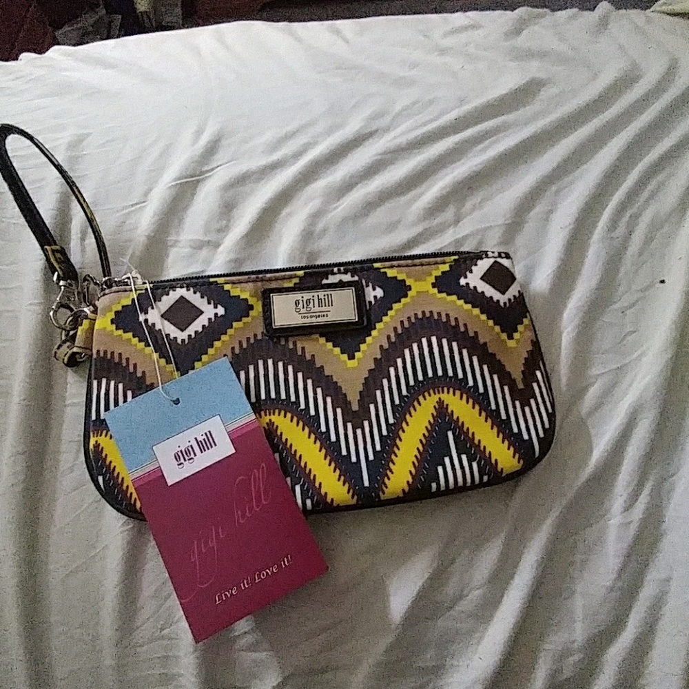 Wristlet wallet/bag