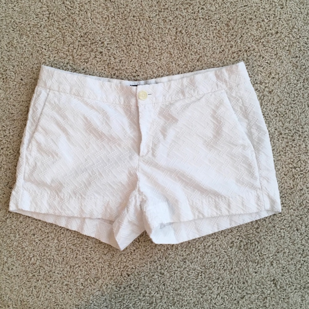 Banana Republic White Textured Hampton Fit Shorts