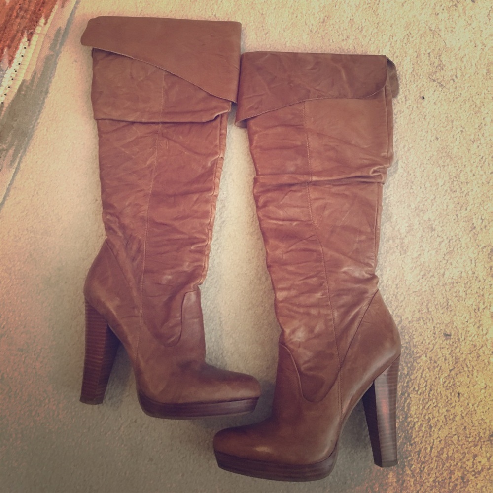 Camel brown leather boots