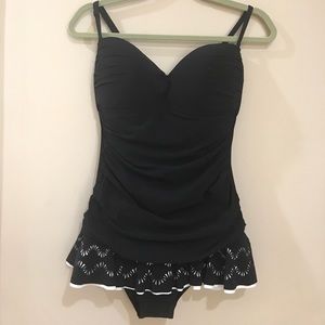 Profile by Gottex black & white swimdress