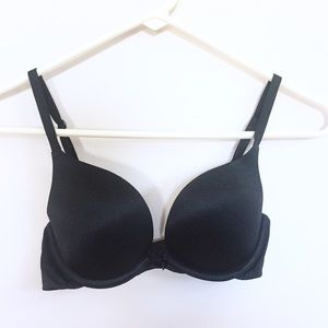 32B black push-up bra aerie
