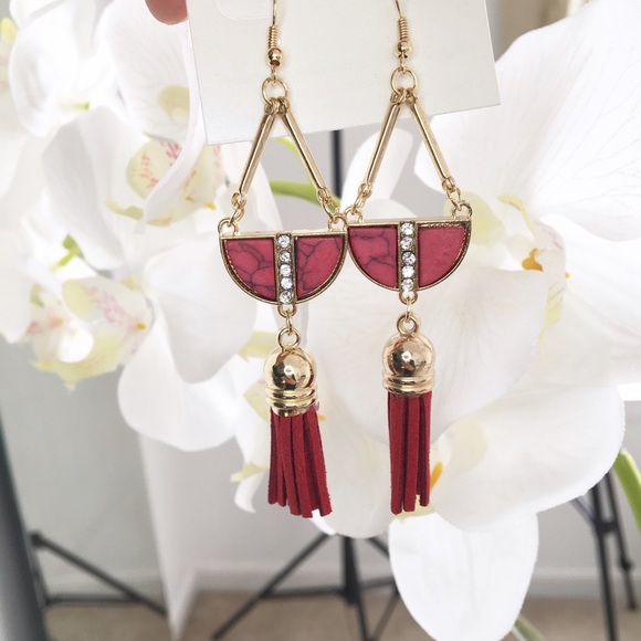 Marchesa red faux diamanté tassel earring - Picture 3 of 3