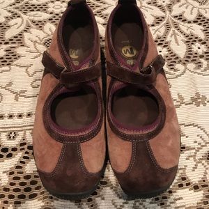 Merrell circuit mj brown