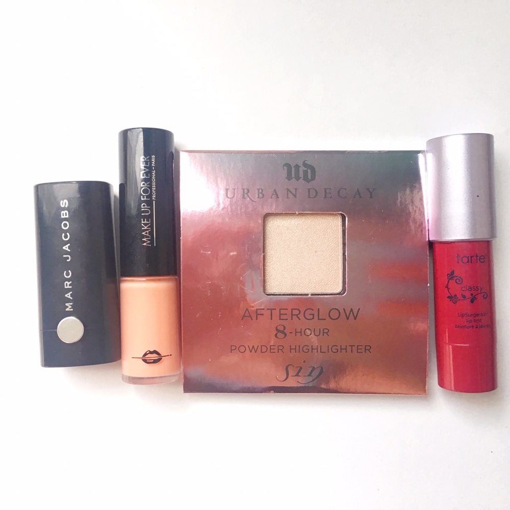 {mini} makeup