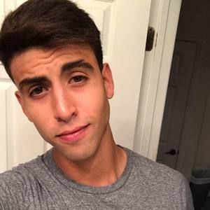 Meet your Posher, Gabriel