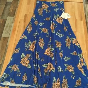 XS LULAROE Roses Maxi Skirt