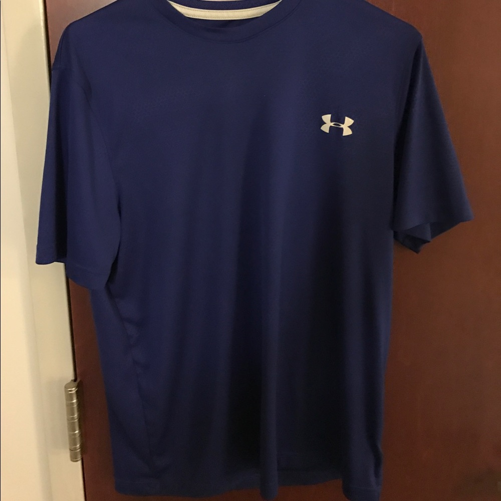 Under Armour dri fit tee shirt