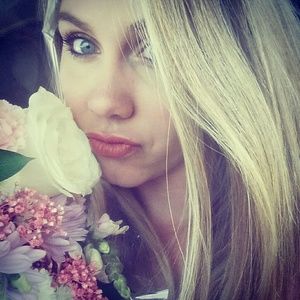 Meet your Posher, Bailey