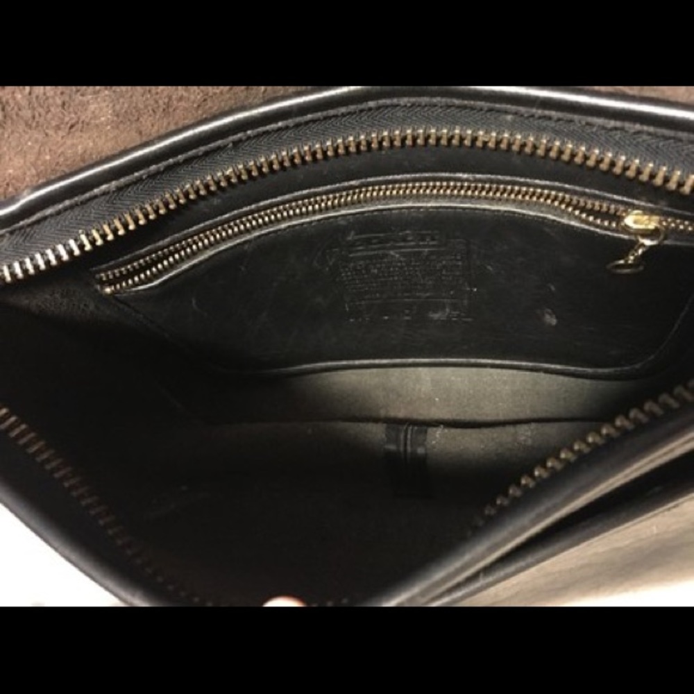 🦋 SOLD💜 Coach Messenger Leather Flap 2 Pocket Brass Cross - Picture 3 of 6