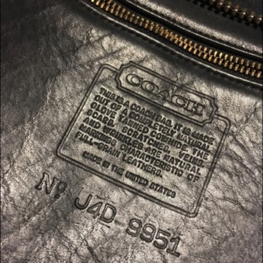 🦋 SOLD💜 Coach Messenger Leather Flap 2 Pocket Brass Cross - Picture 5 of 6