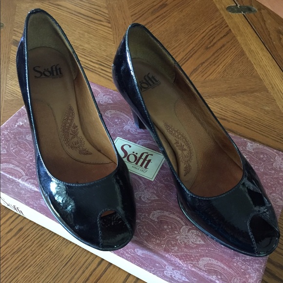Söfft® Peep-Toe Black Patent Leather Shoes Pumps - Picture 2 of 7