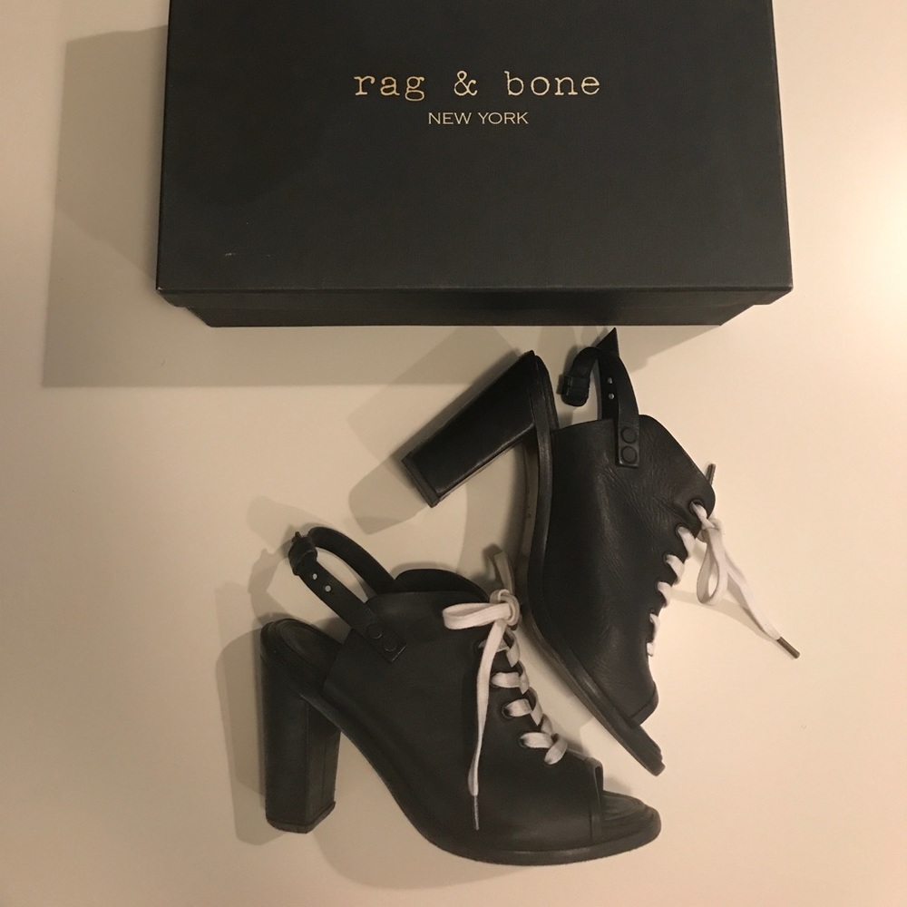 Trafford heel sandals