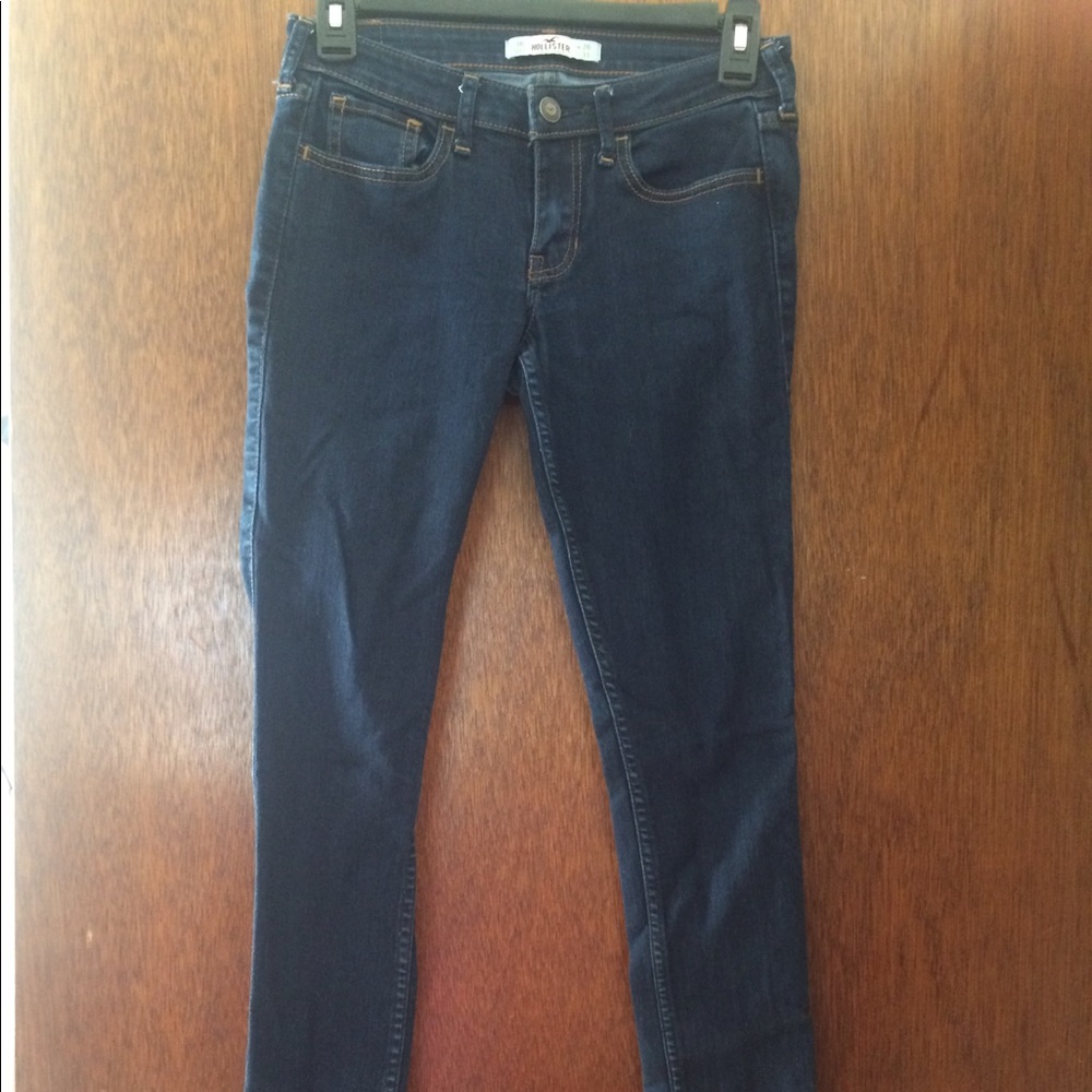 Like New Hollister Skinny Jeans