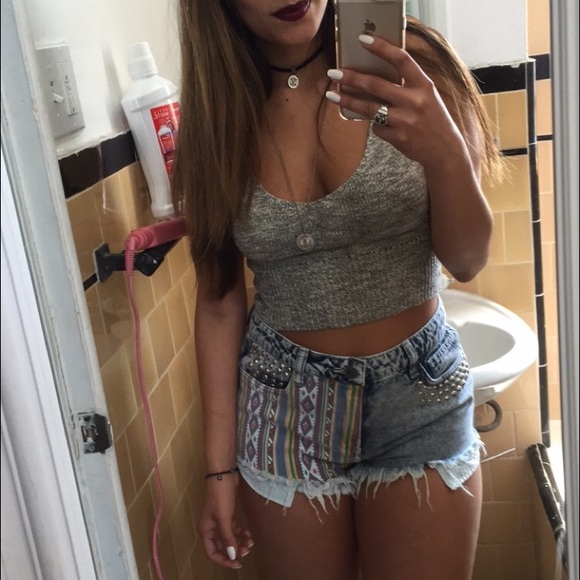 Short- Jean, Tribal Print, Studs - Picture 1 of 6