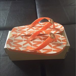 Girls Michael Kors Flip Flops Size 1