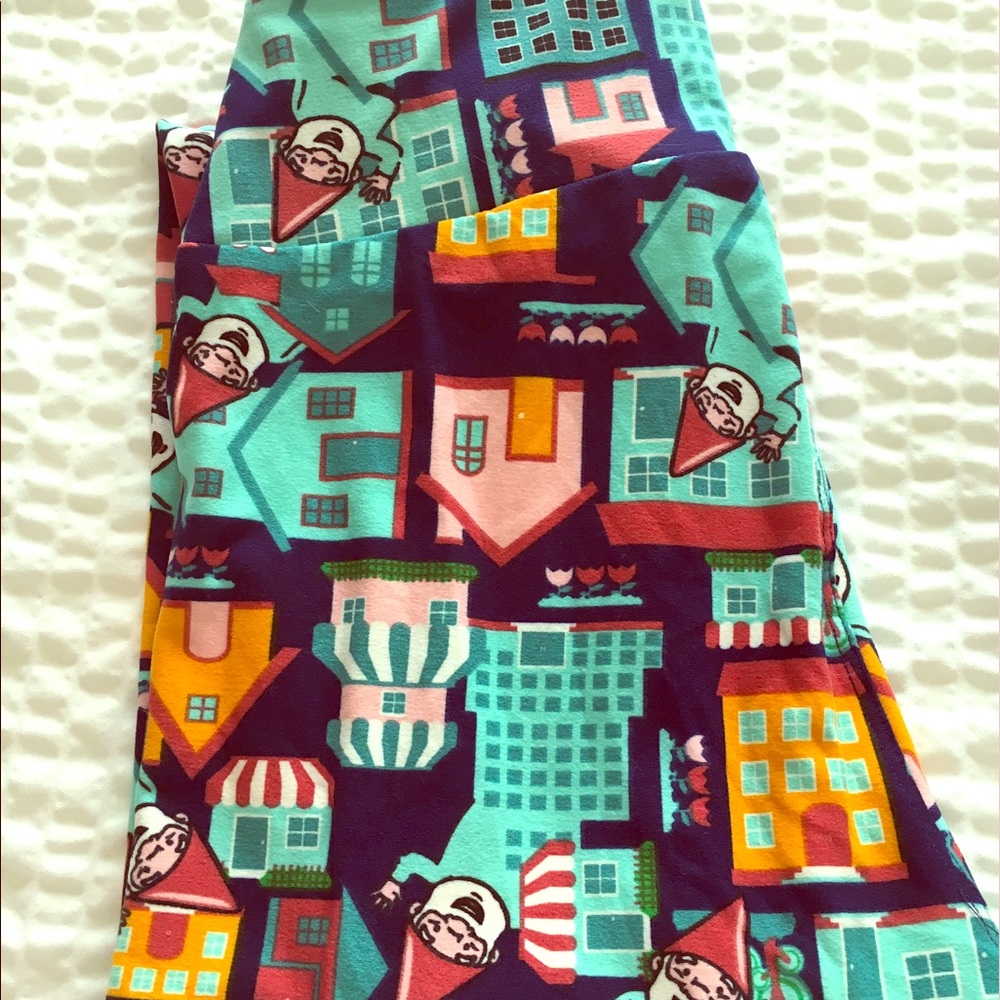 BNWT GORGEOUS LULAROE LEGGINGS! OS Gnome Village🦄