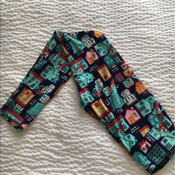 BNWT GORGEOUS LULAROE LEGGINGS! OS Gnome Village🦄 - Picture 2 of 3