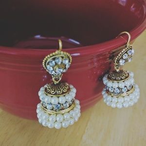 Gold and faux pearl bollywood style earrings nwt