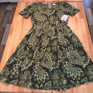 Medium LulaRoe Green Floral-paisley Amelia dress