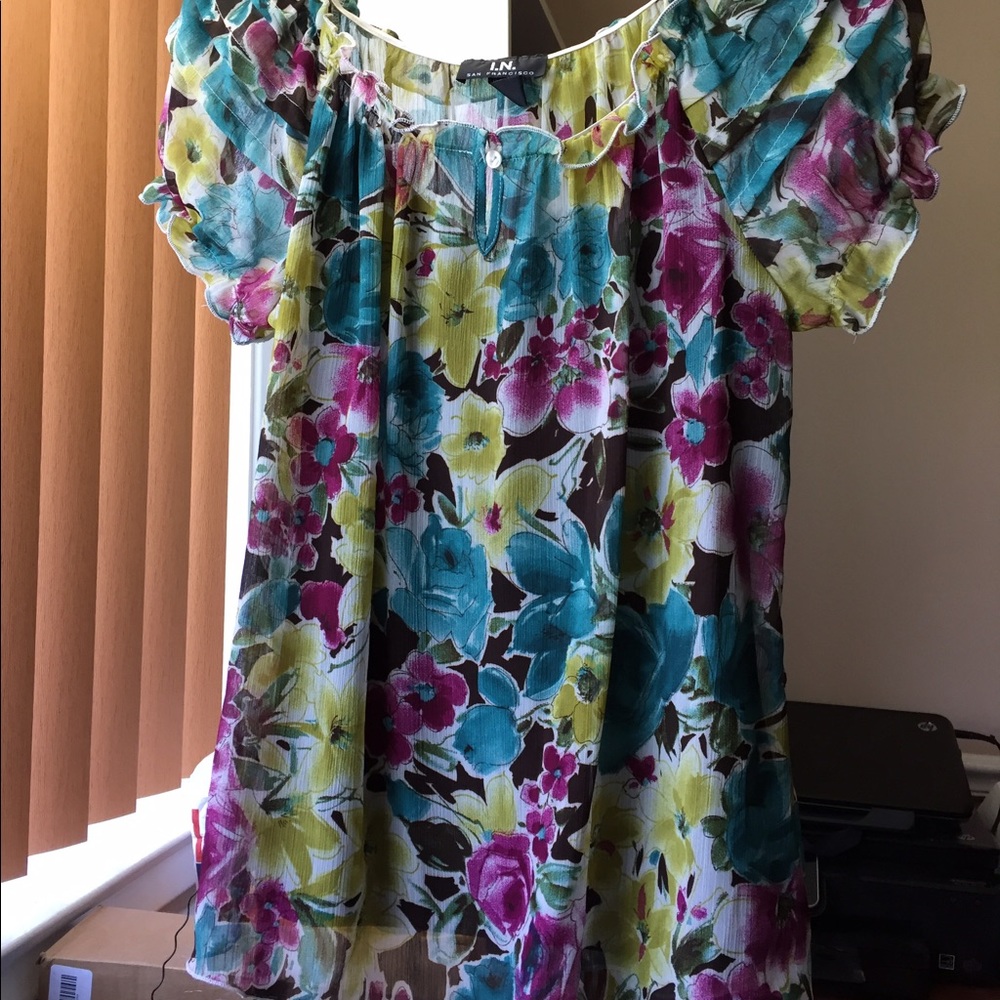 Beautiful colorful flowery Top