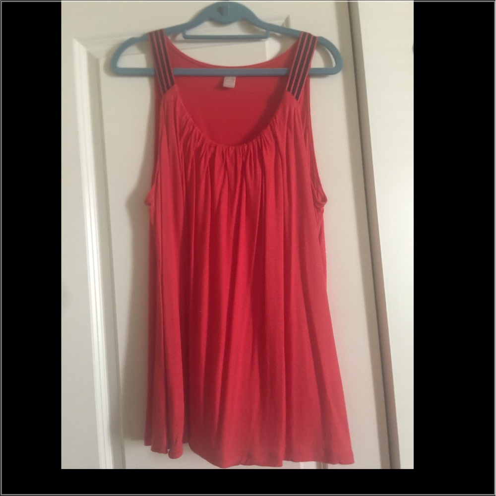 Red and Navy Banana Republic Tank Top.