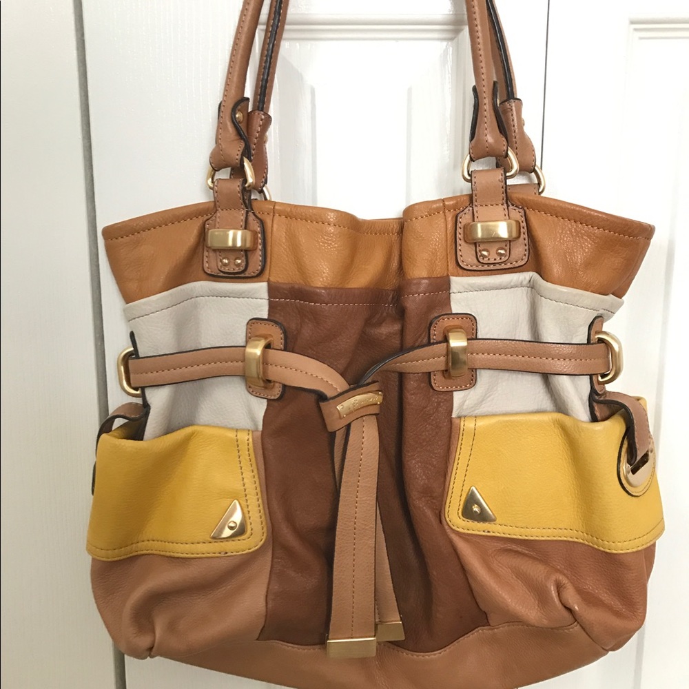 B. Makowsky Handbag
