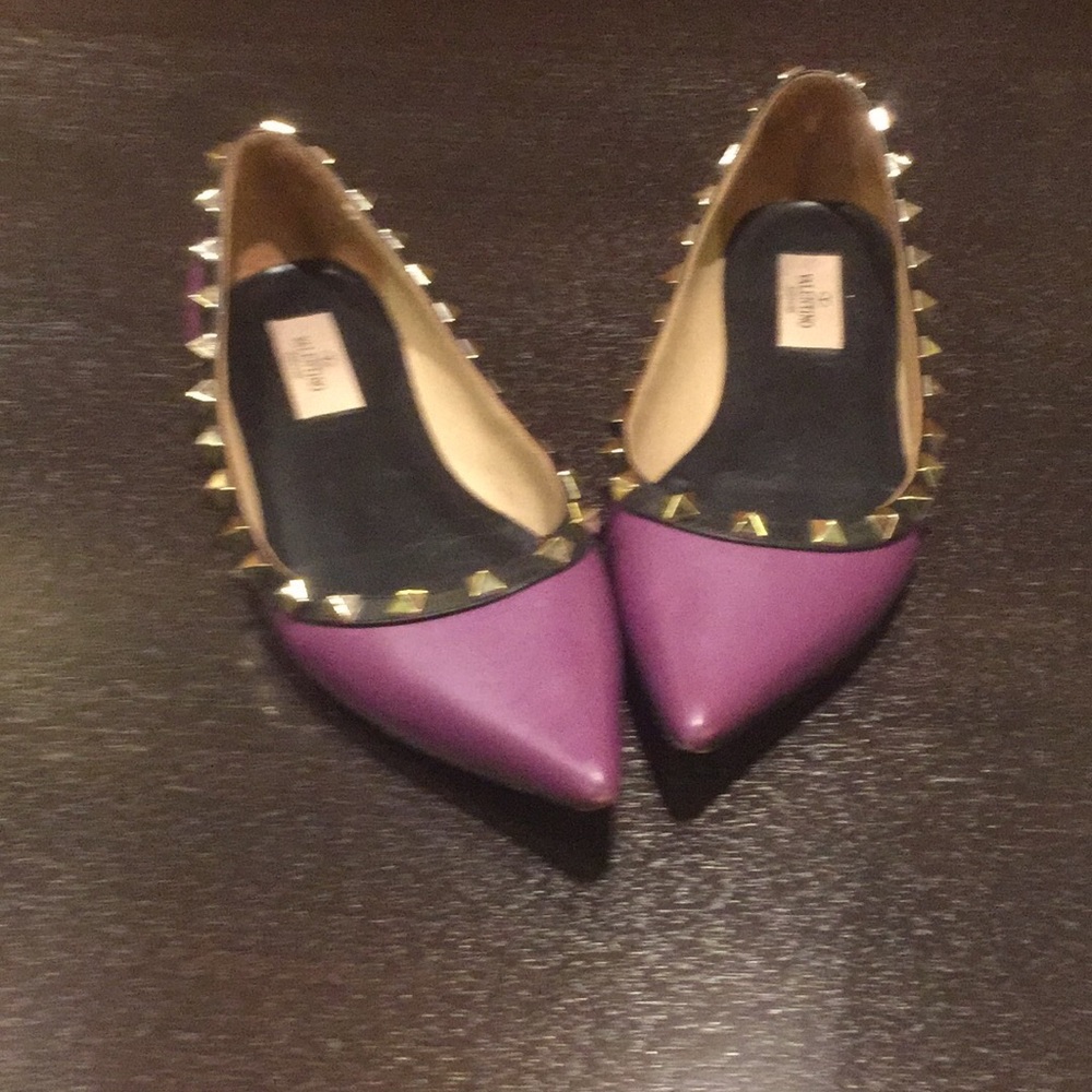 Valentino flat size 7