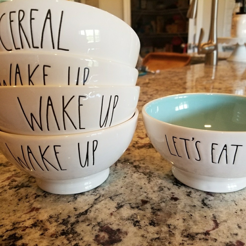 Rae Dunn set of bowls