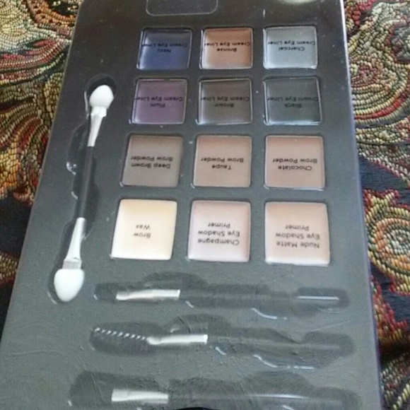 Ulta Make Up - Picture 2 of 4