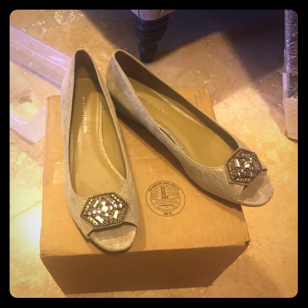 Donald J Pliner designer shoes - Picture 1 of 1