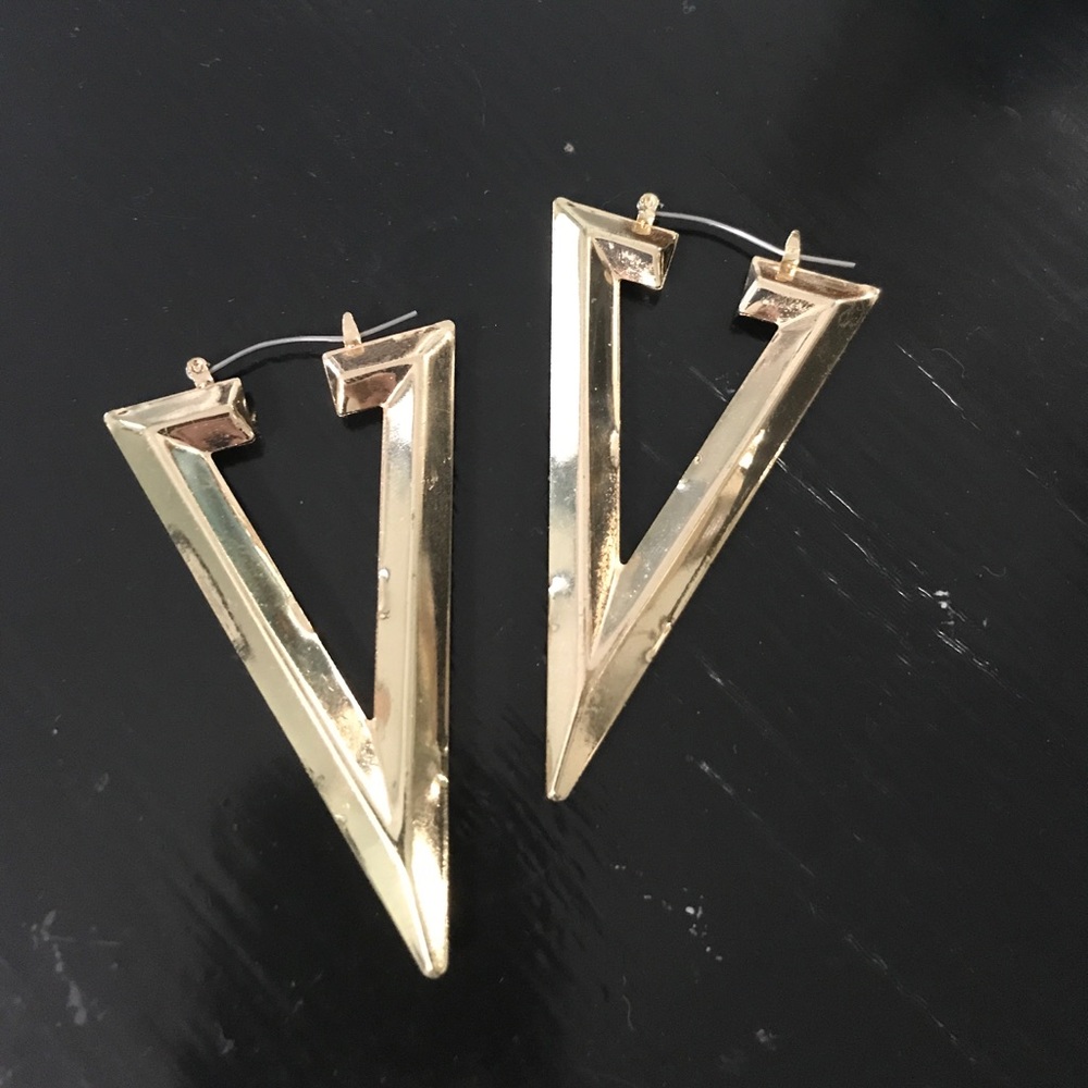 Make a statement! 80's retro style earrings