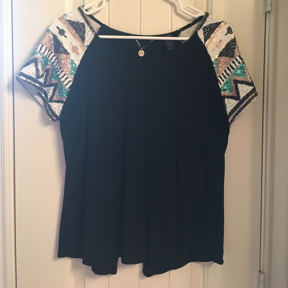 Like new only been worn a couple of times BKE