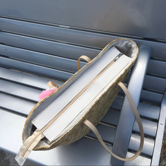 🌸"Happy" Tassel Straw Bag - Picture 4 of 4