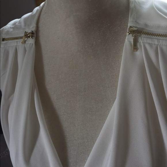 Sheer white blouse - Picture 5 of 6