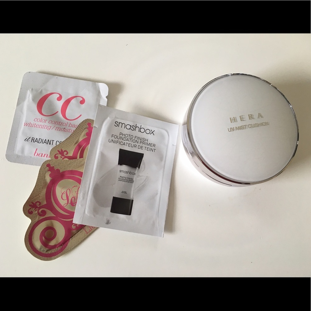 NEW HERA UV Mist Cushion Ultra Moisture C21