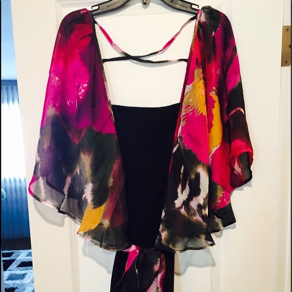 bebe Tops - 🍁Closet Sale 🍁Bebe Top with belt size S