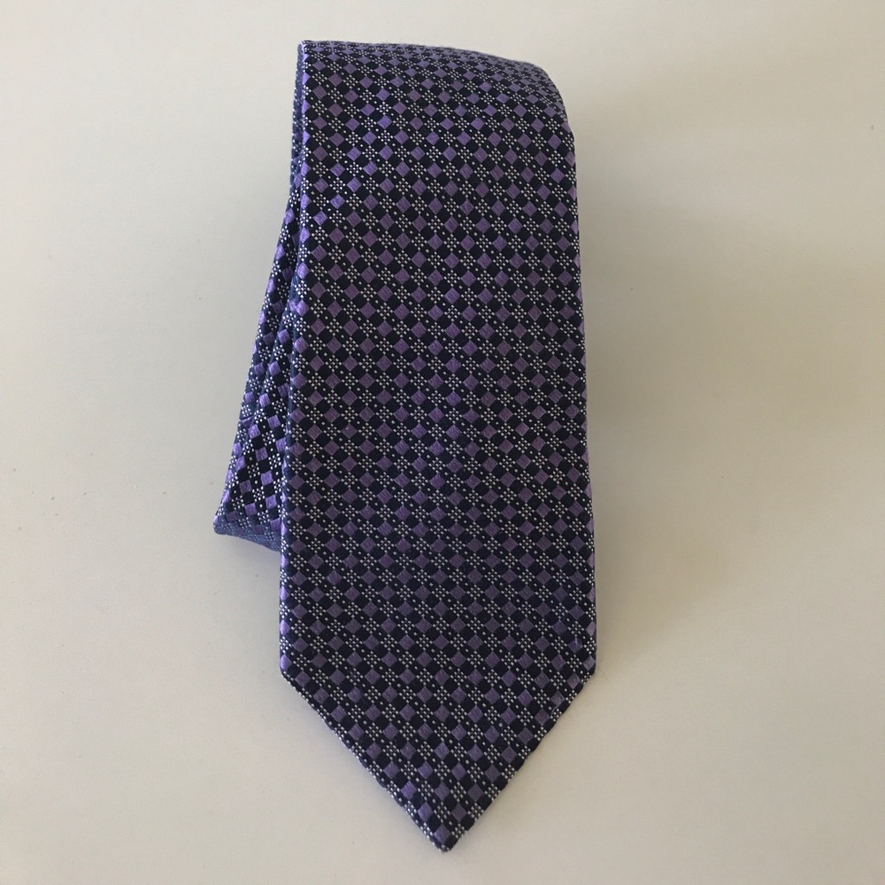 EUC/Worn Once Ike Behar silk tie