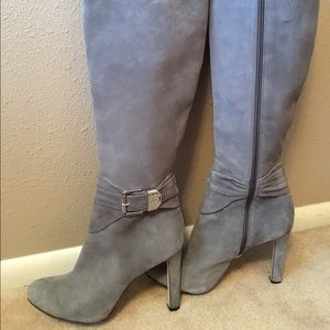 Knee high gray Antonio Melani boots