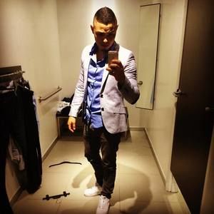 Meet your Posher, Moises