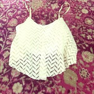 Super sexy go braless crop