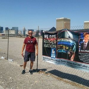 Meet your Posher, Alvaro