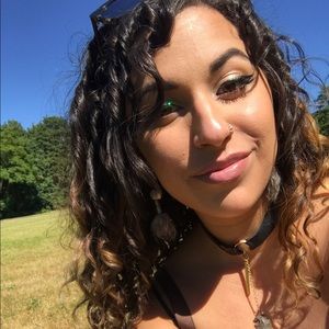 Meet your Posher, Cat