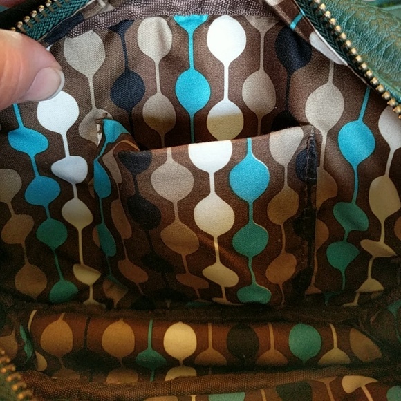 Deep emerald crossbody with gold accents - Picture 5 of 6