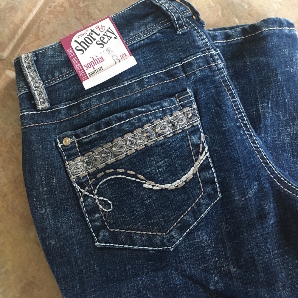 Brand new jeans! Size 7